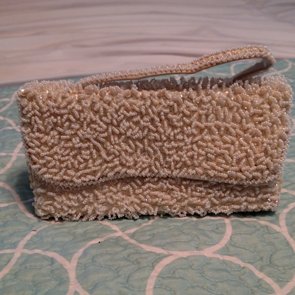 Womens vintage clutch